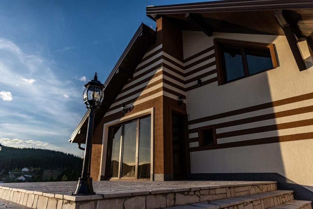 Selzo Lux
