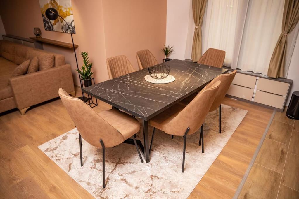 Selzo Lux Villa