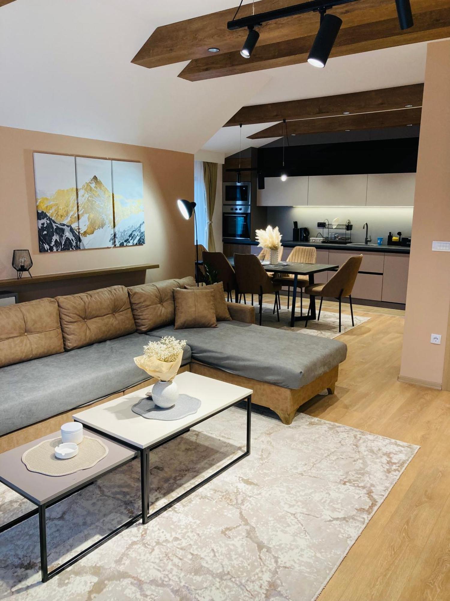 Selzo Lux Villa *